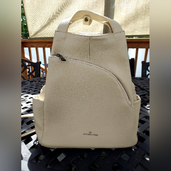 Genuine Leather Cream Colored Backpack  Purse Made in Italy - Picture 11 of 13